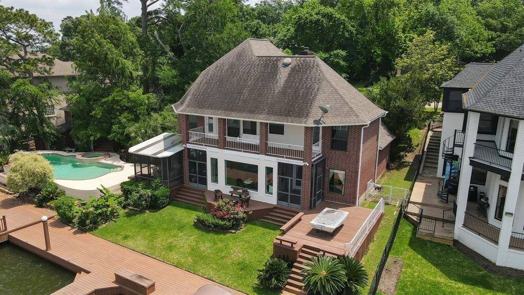 About 2600 sqft of outdoor decking
