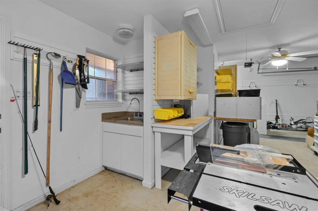 Workshop, would be an easy conversion to a mother in laws suite for additional living space.
