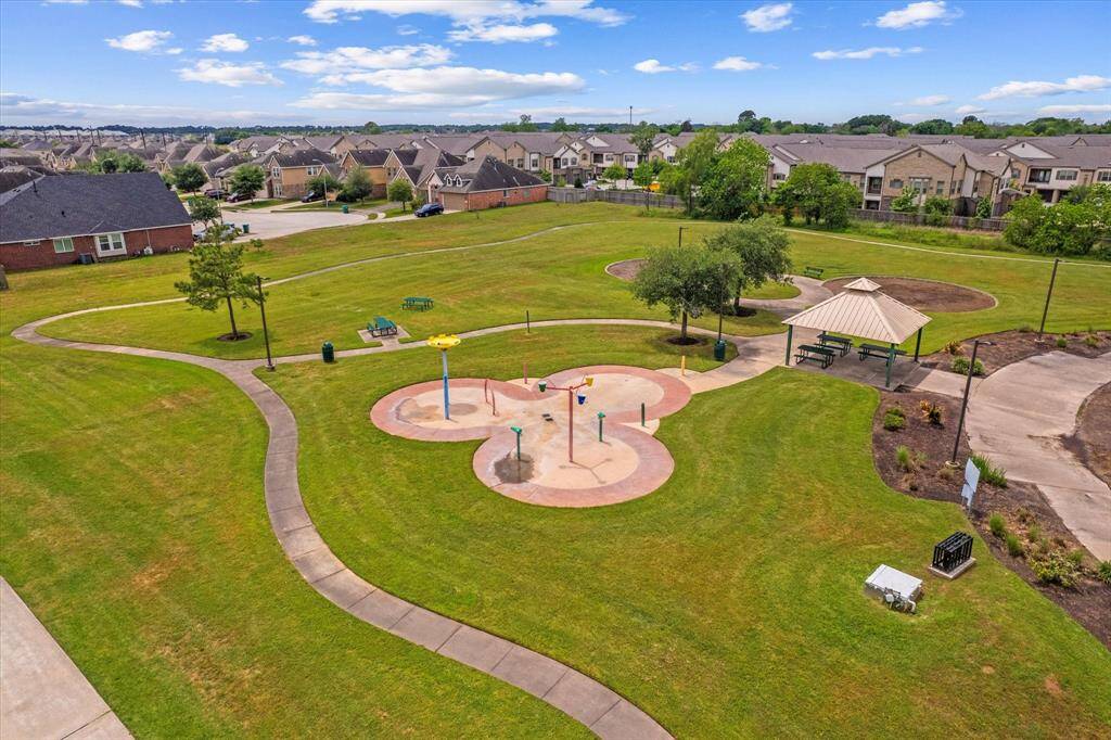 Perfect for exercising, walking your pets, or having fun with the kiddos. Just across the street.