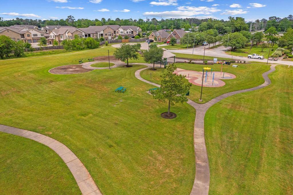 Can you believe all of this located ACROSS THE STREET!?
