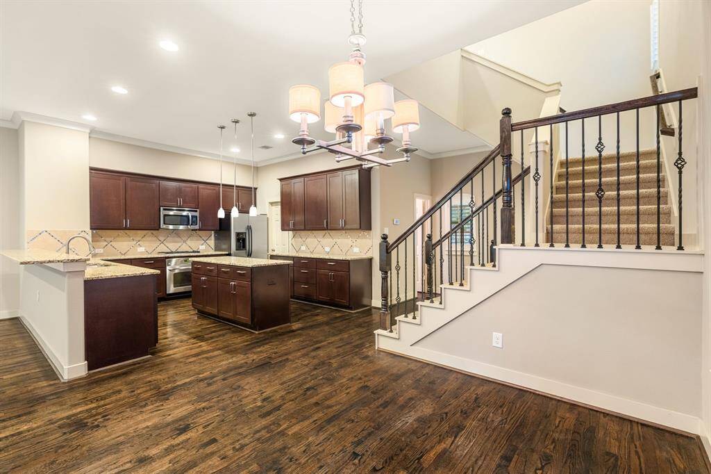 Another view of the kitchen from the breakfast area.