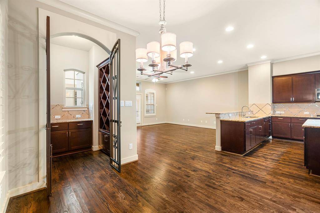 Great wine cellar space and so elegantly designed!