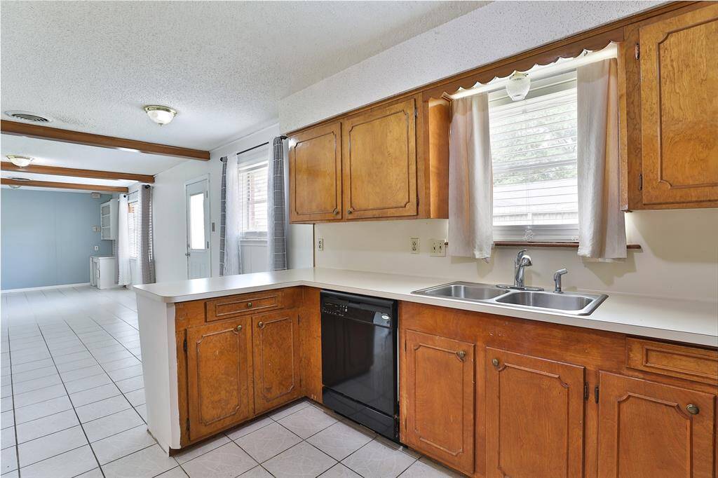 Dishwasher and stainless steel sink!