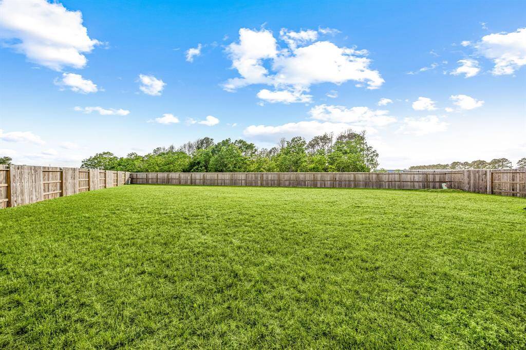 This breathtaking view is right from your very own backyard! Enjoy the serene and calming view from the comfort of your covered patio as your kids and furry friends run around.