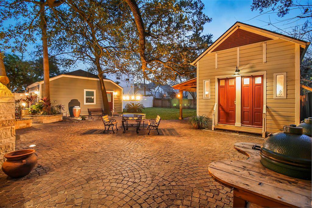 Another view of the guest house main entrance and BBQ cooking area.