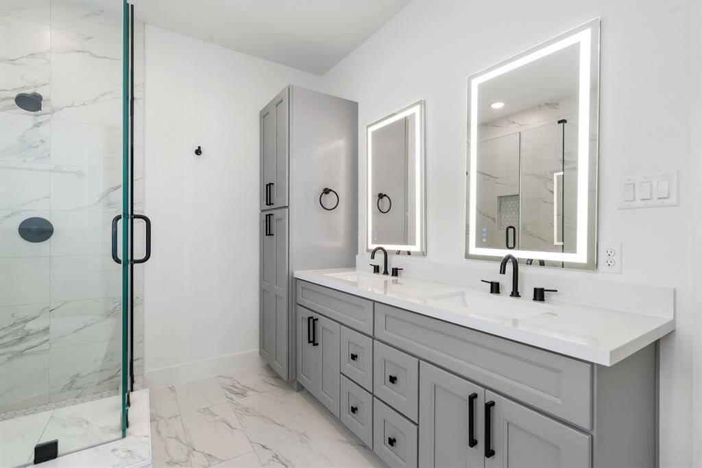 Primary Bath