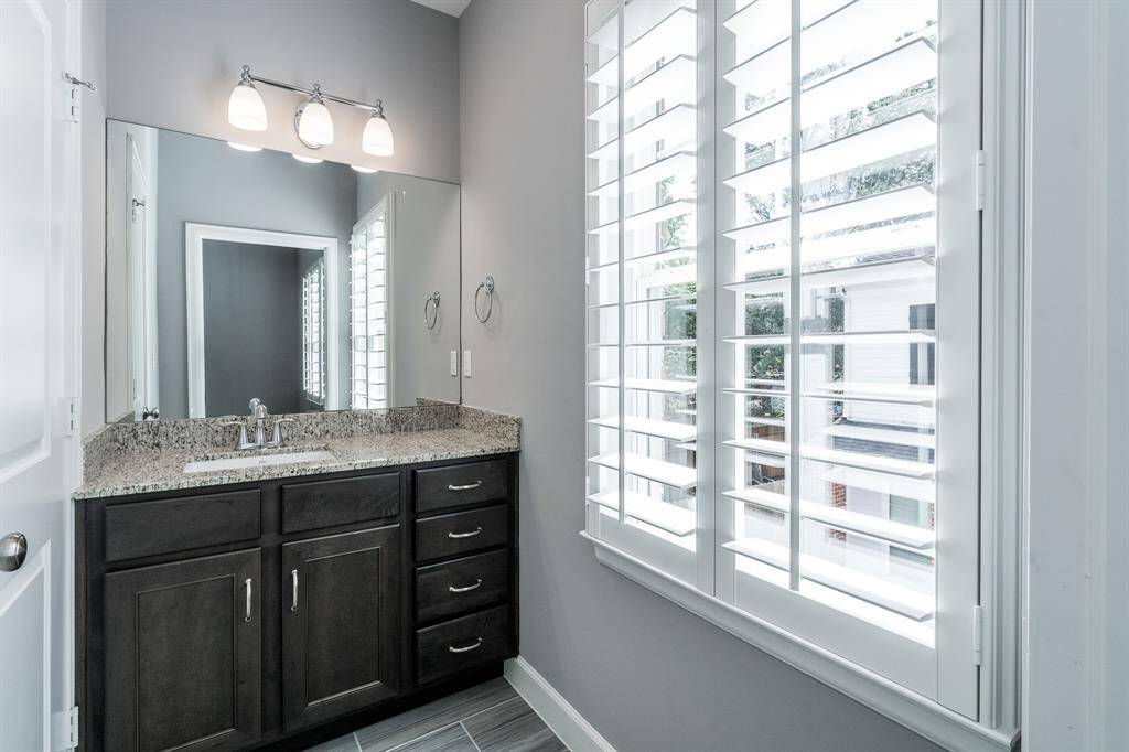 The second vanity in the Jack & Jill bath.