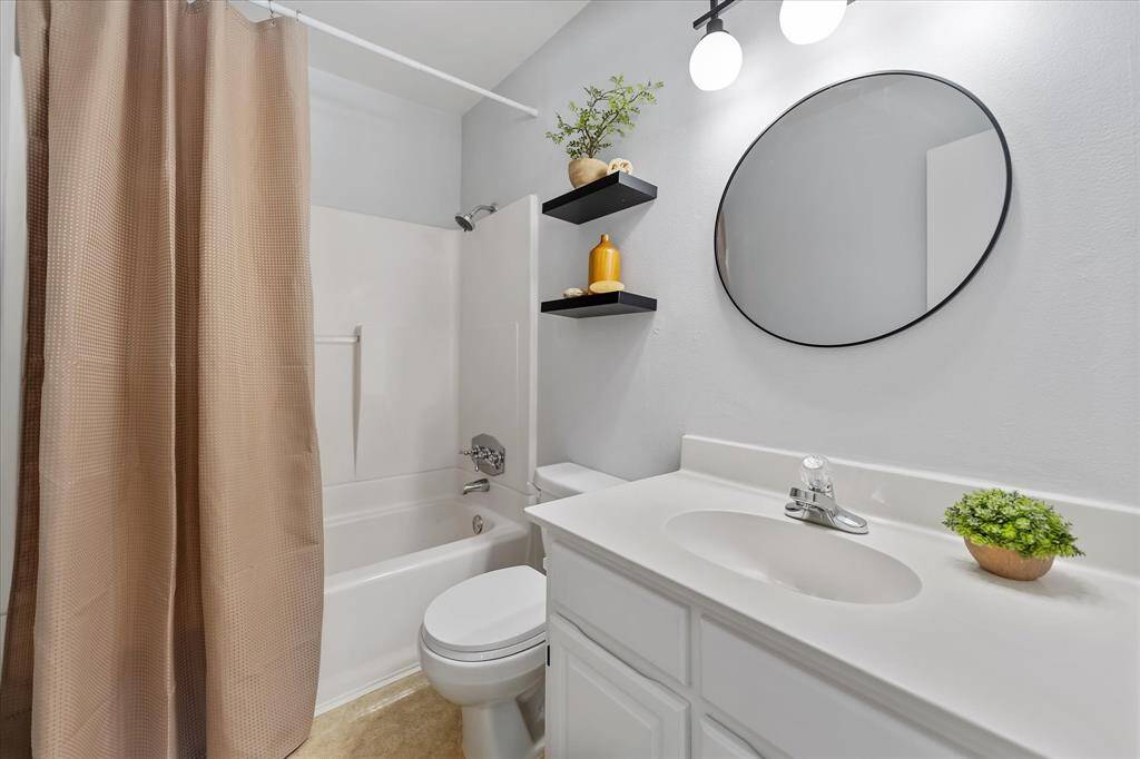 Primary bath