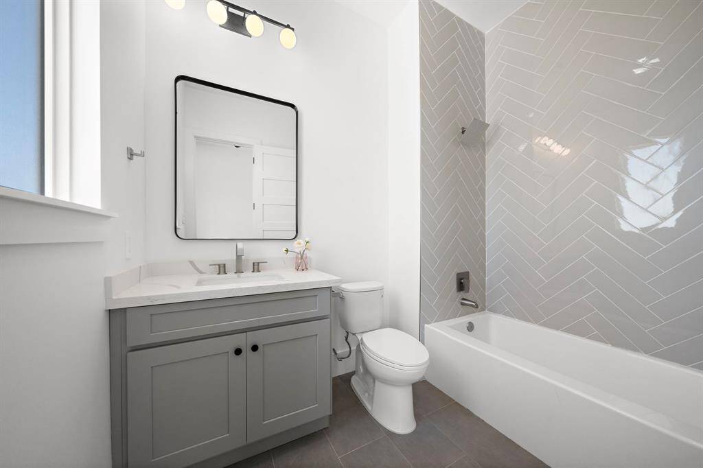 Sixth En-suite