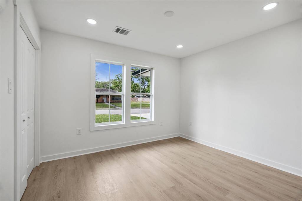 Another versatile room ideal for a guest space, office, or nursery.