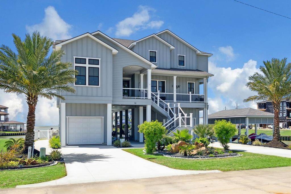 Exceptional waterfront living in Harborwalk offering sweeping views of West Galveston Bay, the Intracoastal Waterway, bird watching & excellent fishing. Located in an exclusive gated waterfront community on West Bay, wrapped with unparalleled privacy and luxury