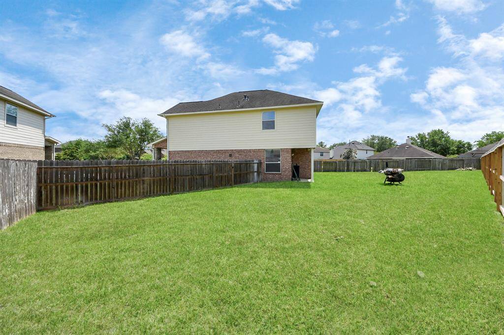 Imagine the possibilities in this yard!