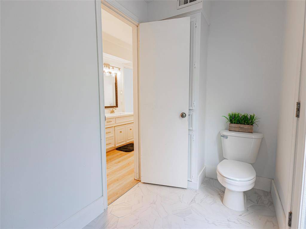 Wet area in master bath.