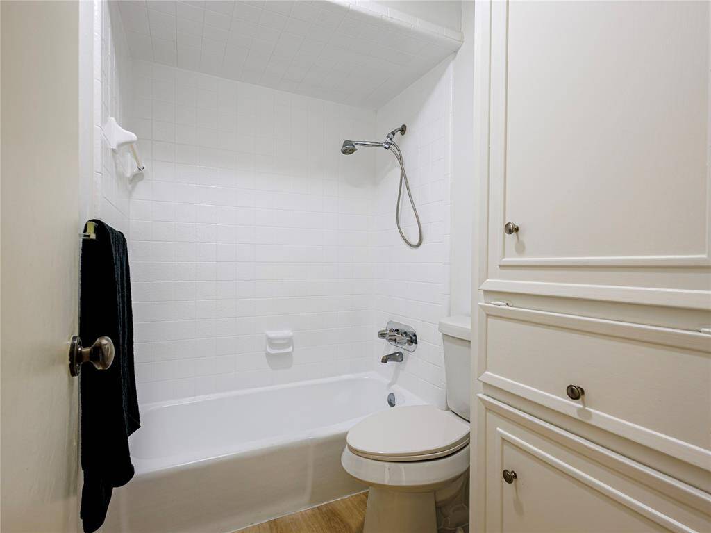 Upstairs bathroom