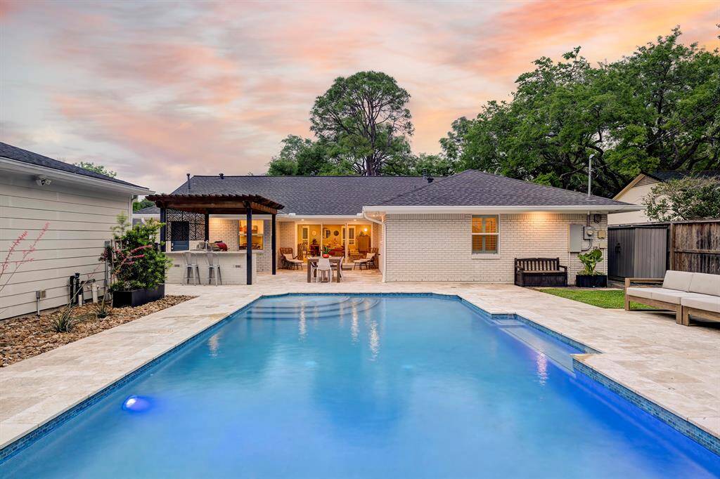 This space is perfect for building memories you will cherish for a lifetime!