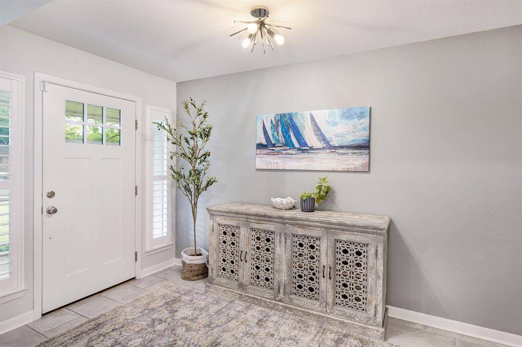 Entryway is a wonderful place to greet your guests