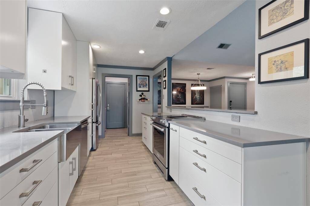 The oversized drawers make
