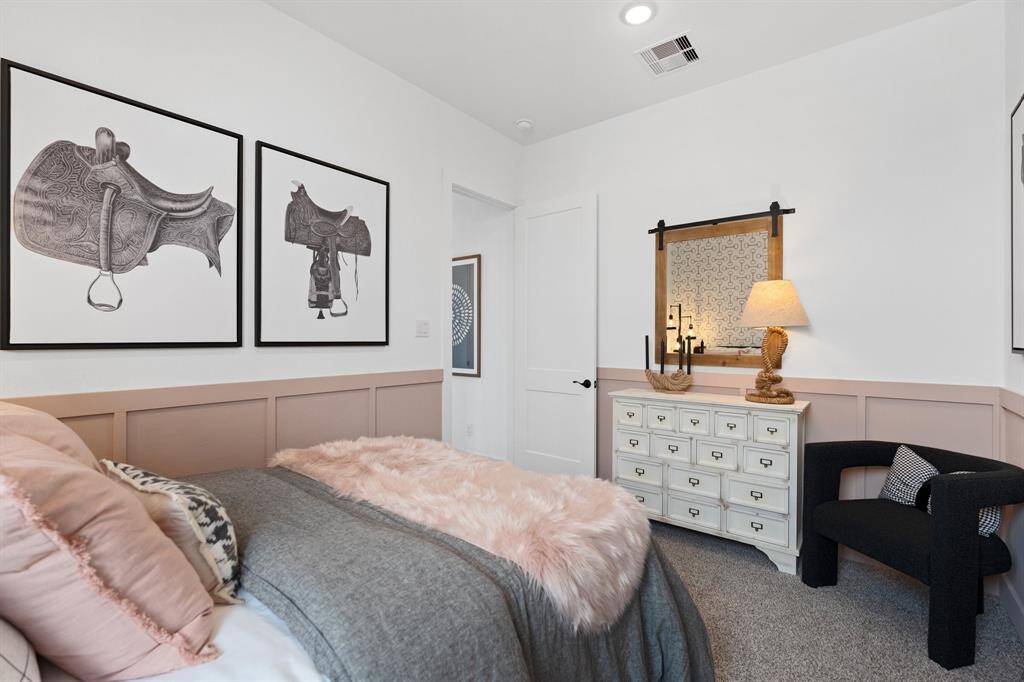 Photos are REPRESENTATIVE of the home /floor plan and are NOT of the actual home.  Selections, features, and room options may vary.  For more info, contact Chesmar Homes.