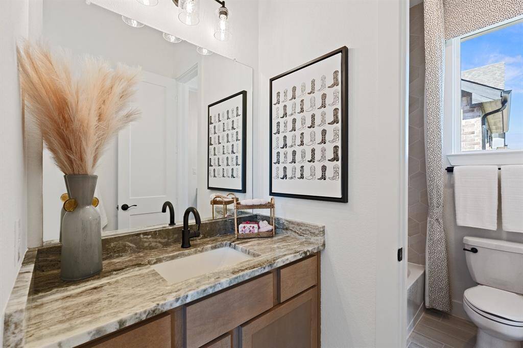 Photos are REPRESENTATIVE of the home /floor plan and are NOT of the actual home.  Selections, features, and room options may vary.  For more info, contact Chesmar Homes.