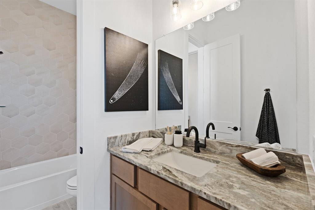 Photos are REPRESENTATIVE of the home /floor plan and are NOT of the actual home.  Selections, features, and room options may vary.  For more info, contact Chesmar Homes.
