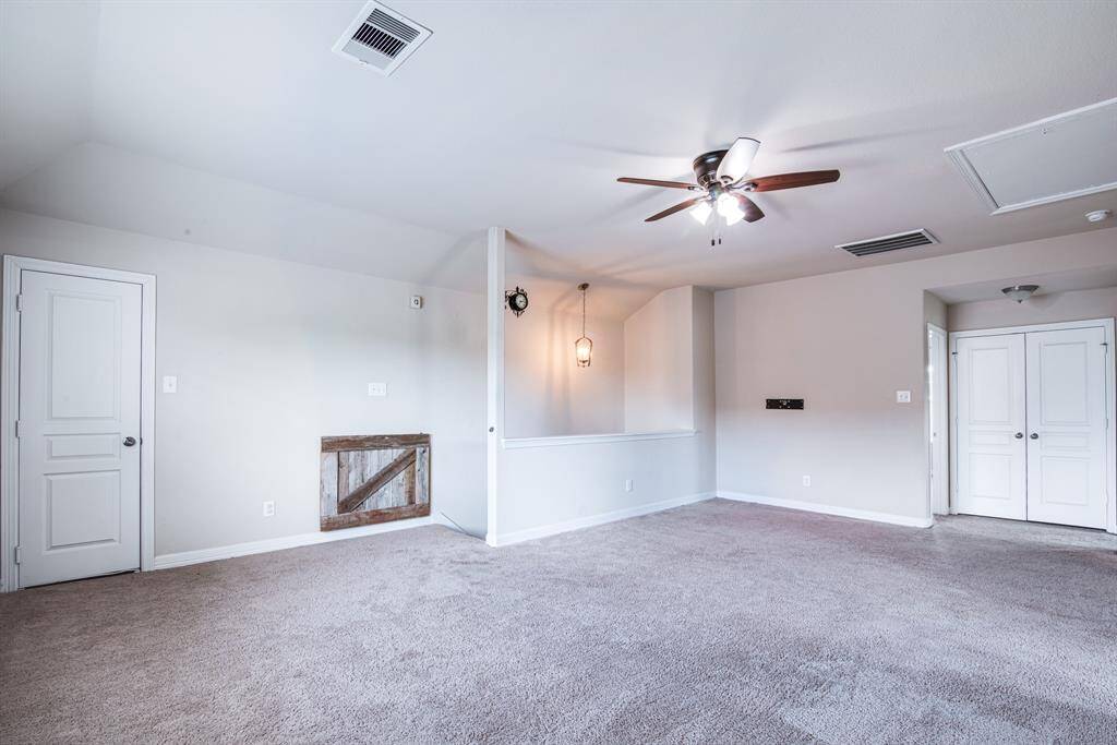 2nd level Gameroom
