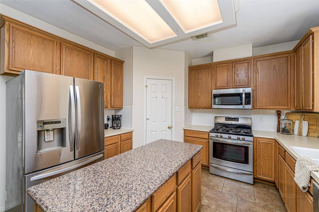 Lots of counter tops