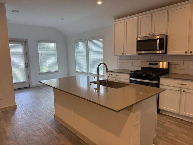 Kitchen/Breakfast Area