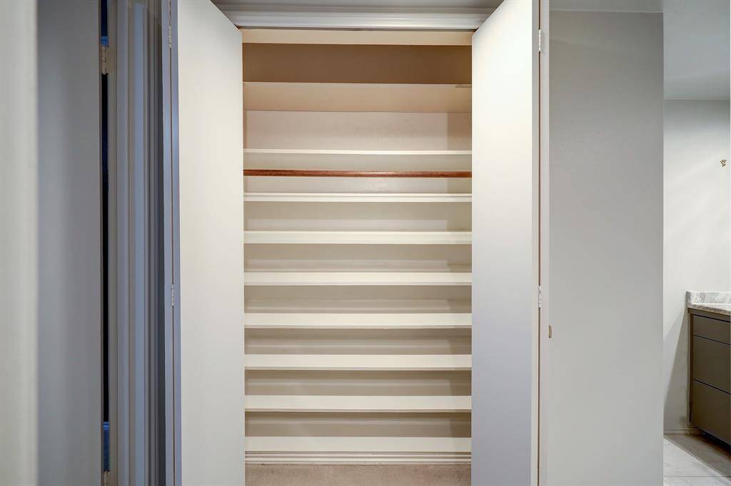Shoe closet.