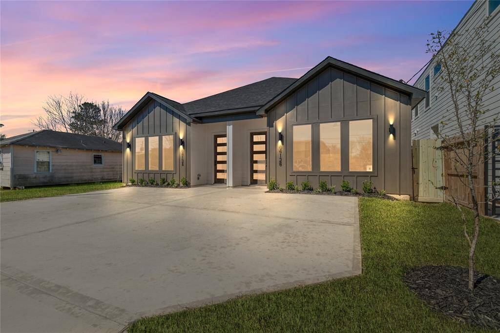 Welcome to the latest stunning duplex by Nima Homes, with gorgeous new finishes.