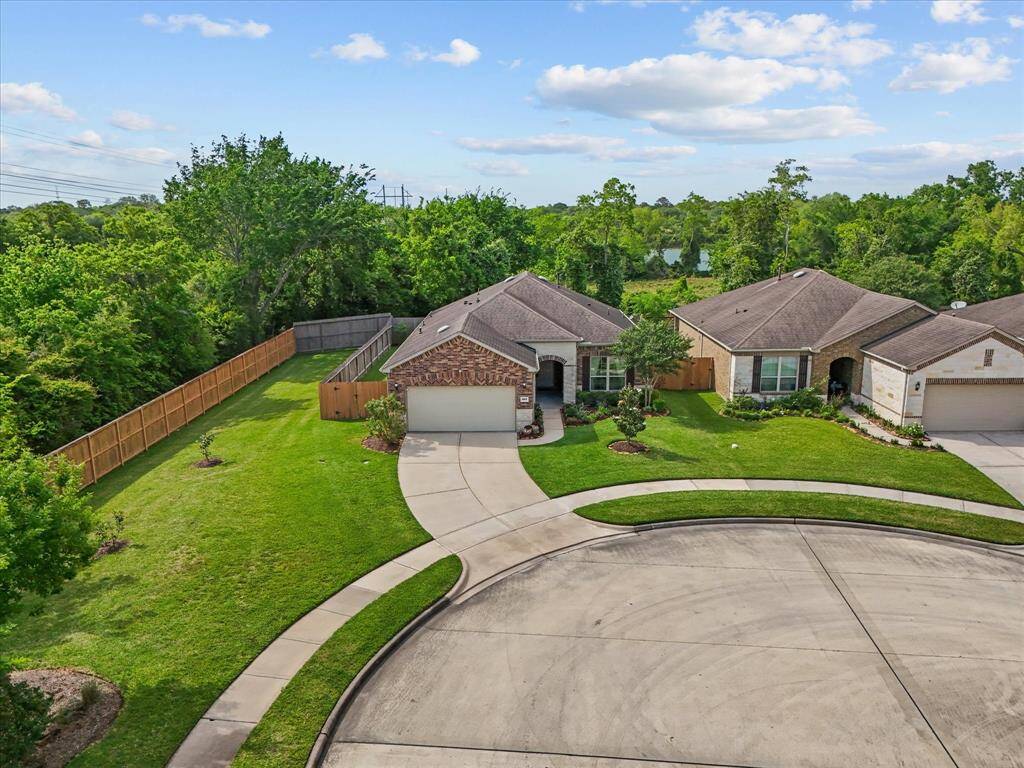 Welcome to 651 Tenuta Ln! Located at the end of the cul de sac with no side or back neighbors!