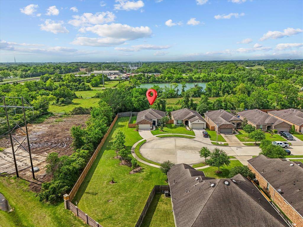 No neighbors will build behind or next to this home! Lots of privacy and plenty of room for parking.