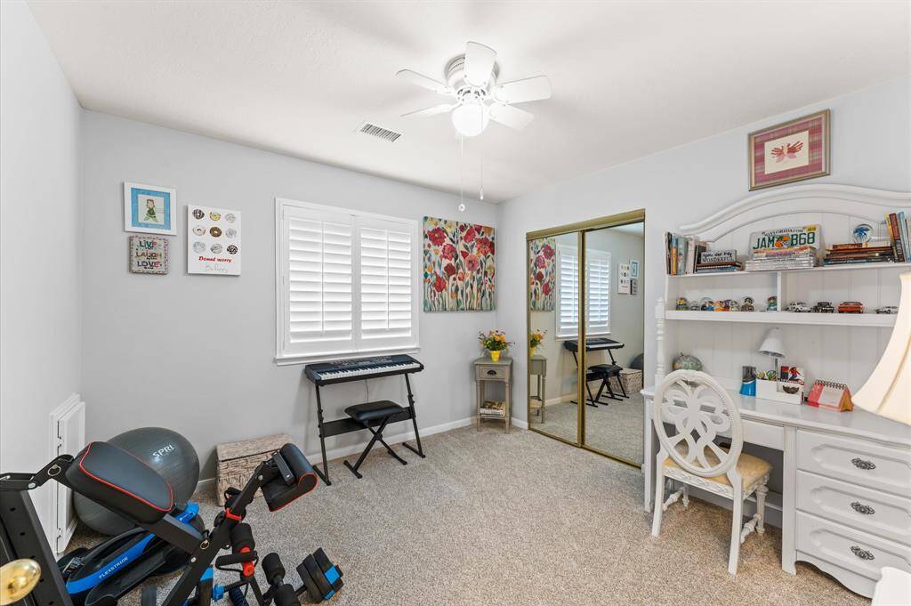 Secondary bedroom #2