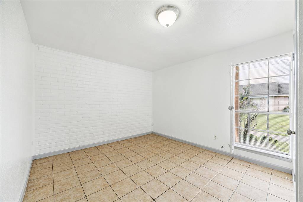 Third bedroom with great window