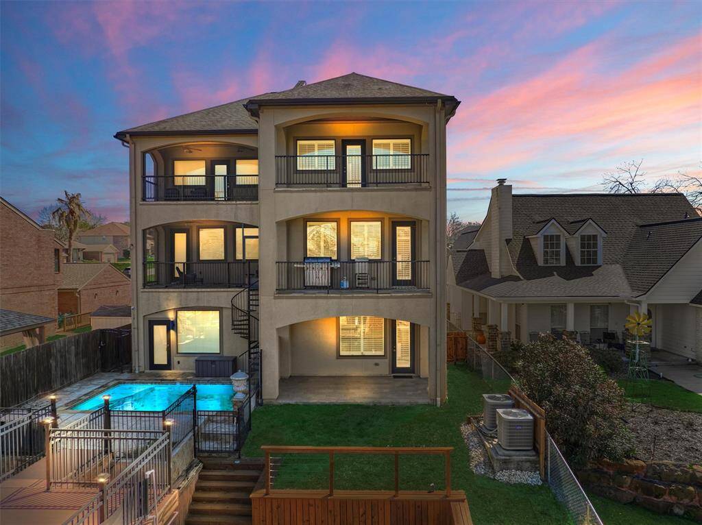 There are three balconies to enjoy outdoor living on the lake!