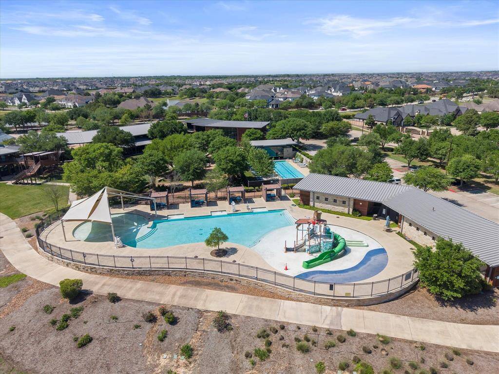 Cane Island is a premier master-planned community located in the heart of Katy, Texas, offering a perfect blend of luxury living and small-town charm. Residents enjoy resort-style amenities including a state-of-the-art fitness center, yoga and spin studio, multiple pools with cabanas, and a stunning lake with walking trails.