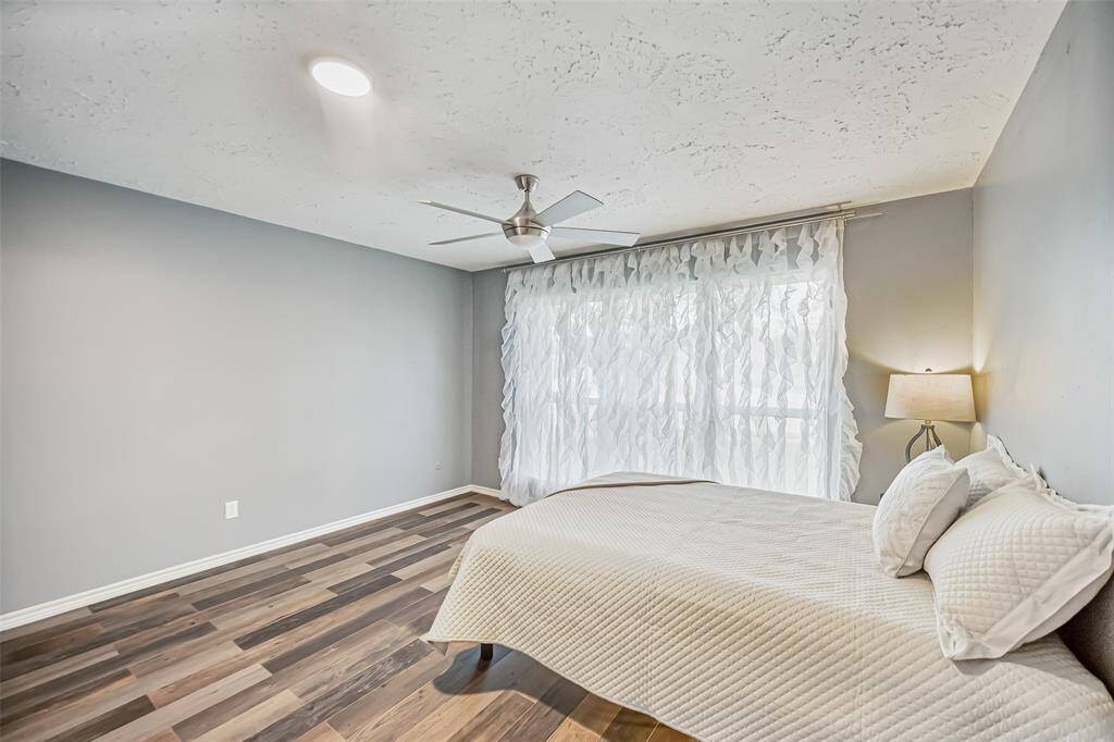 From this angle you can see that there is plenty of room for any extra furniture you might want to add, whether it be seating, a chest of drawers, or a television.