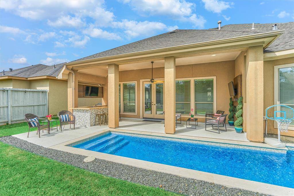 Welcome to 7419 Nantucket Point - located in The Villas gated community of Augusta Pines
