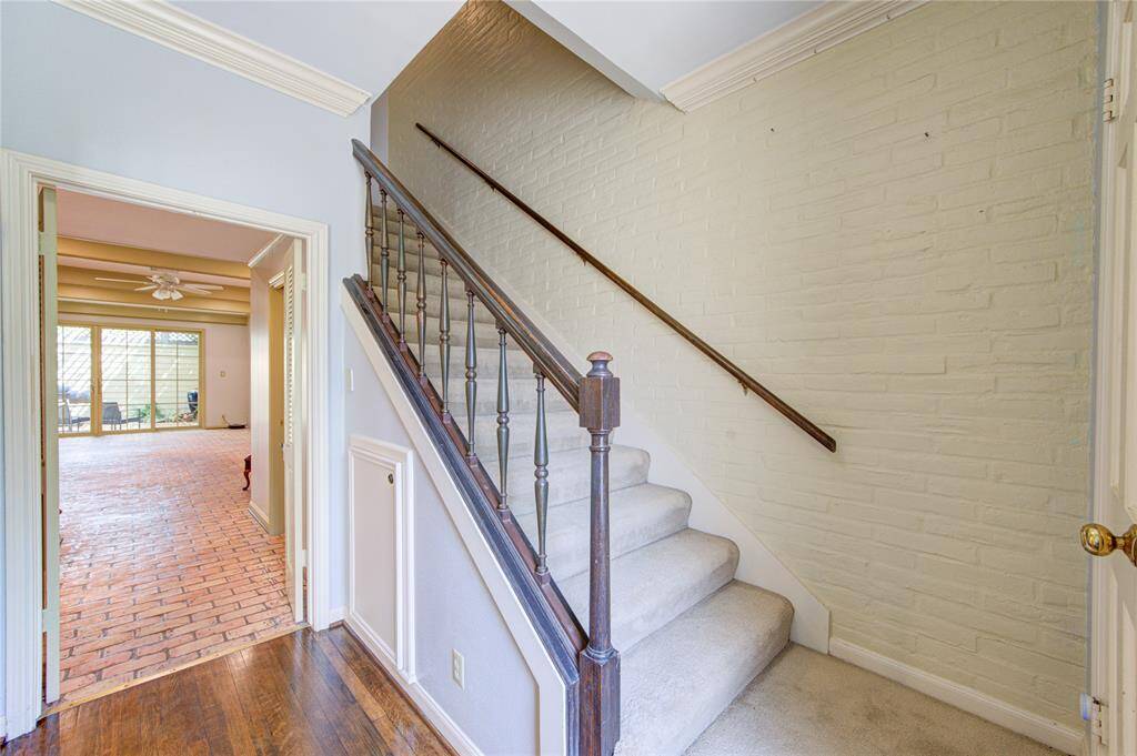 From the front door - family room to the left and coat closet on right.