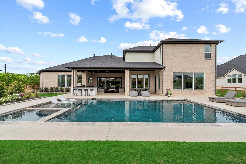 Welcome home to 7851 Longhorn Trail, nestled in the prestigious Fulshear Run community! This stunning residence offers an exceptional blend of elegance, comfort, and modern charm in one of the area's most sought-after neighborhoods.