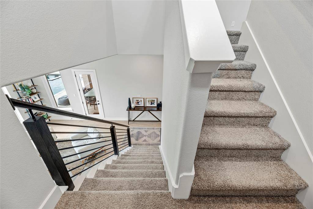 Now let's take a look upstairs.