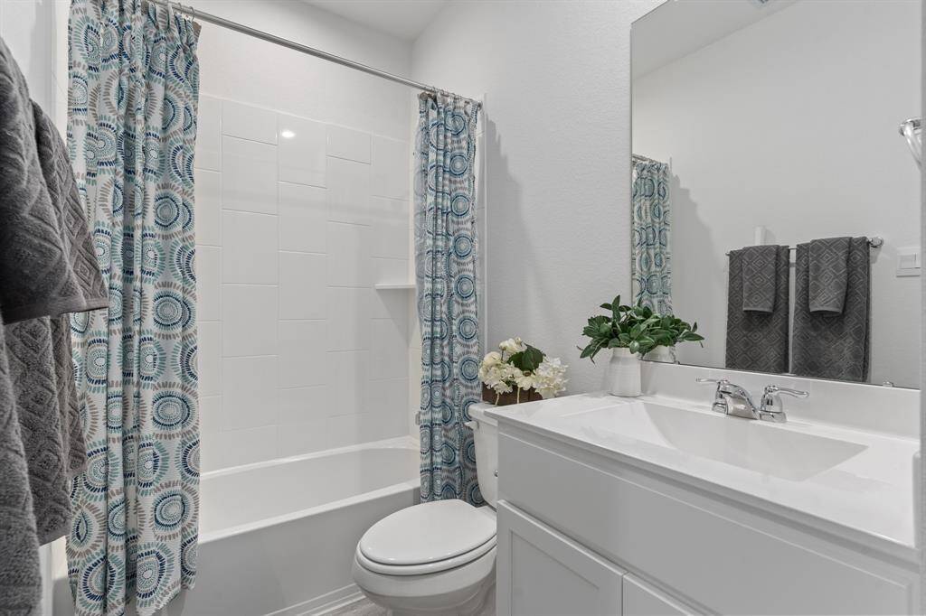 *Images and 3D tour are for illustration only and options may vary from home as built.