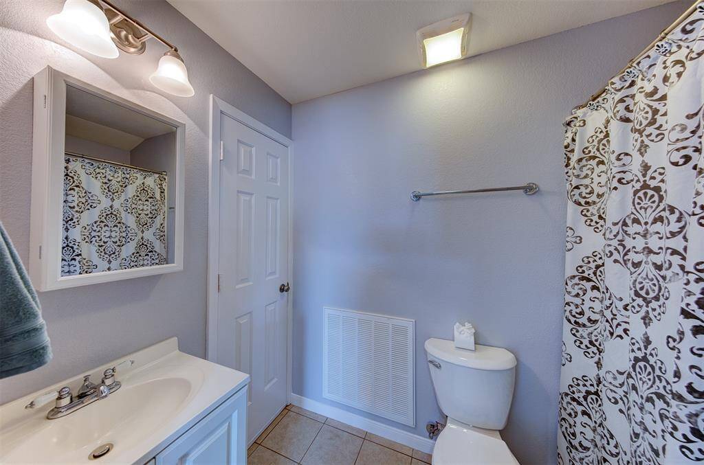 And a bonus full bath off of the game room.