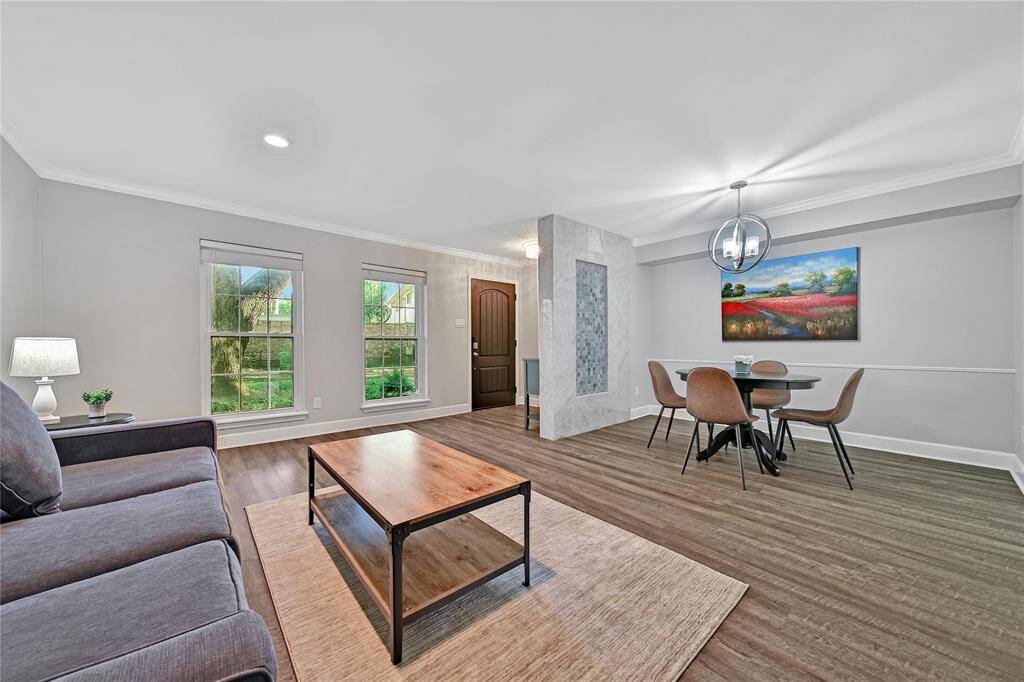 Spacious living room with breakfast nook.