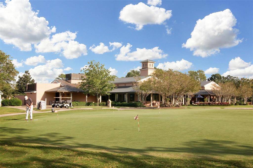 Tee off at the renowned Memorial Park Golf Course - a top-ranked municipal course