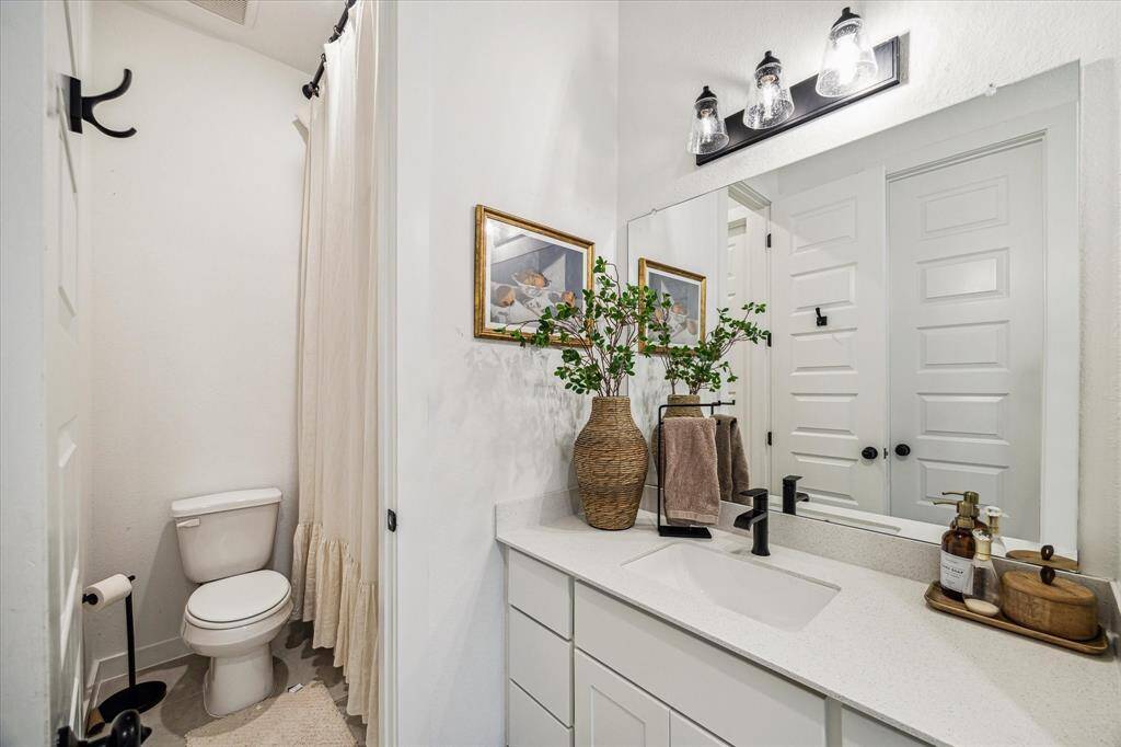 Jack and Jill bathroom lie inbetween the first two secondarybedrooms.