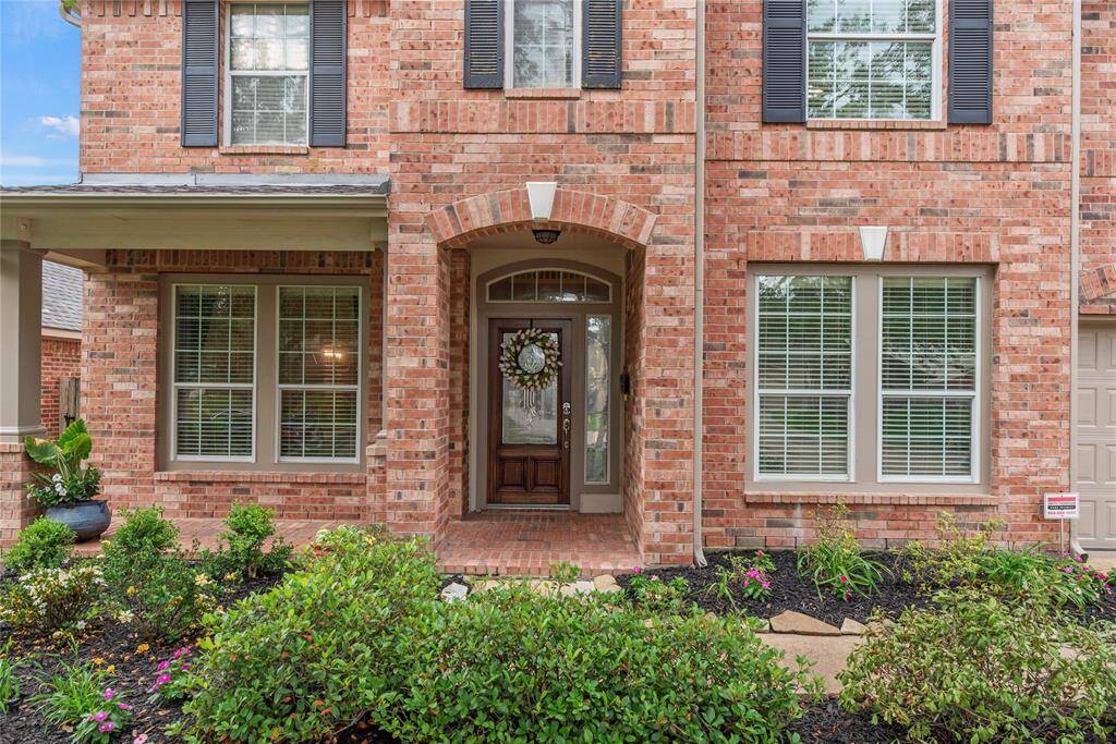 Resting on a gorgeous subdivision lot, this 5BR/3.5BA property is picturesque with traditional brick detailing, onyx black shutters, 2-car garage, and tidy landscaping. Combining formal touches with a welcoming vibe, the home invites guests with comfort and beauty.