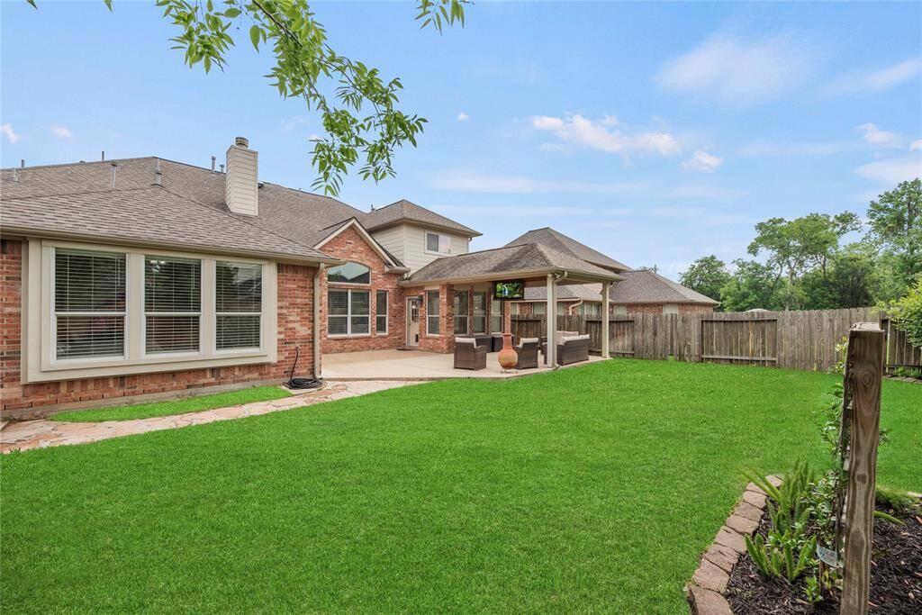 As the afternoon heats up or the night approaches, admire the unsurpassed view of the awe-inspiring backyard and patio.
