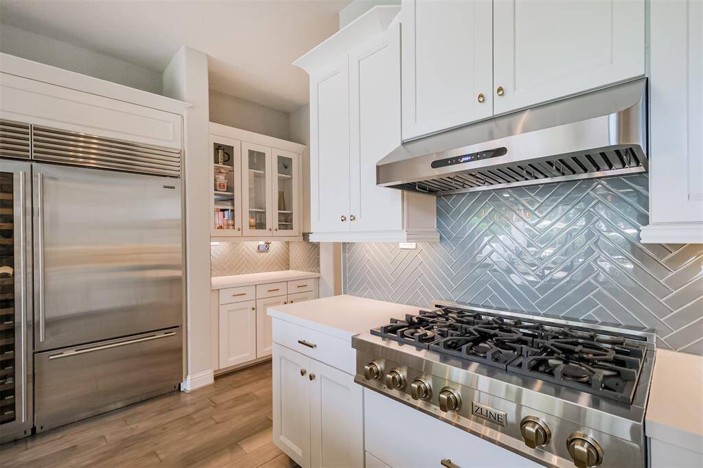 The ZLine 6 burner, top of the range cooktop and commercial standard powerful vent hood, added in 2024, is beyond amazing! Just add your favorite recipe and cook up a storm!
