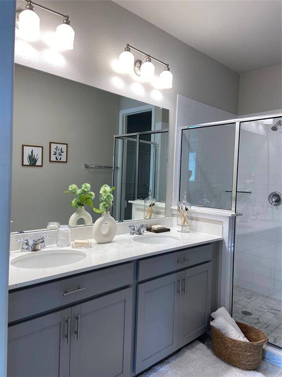 Luxurious primary bathroom