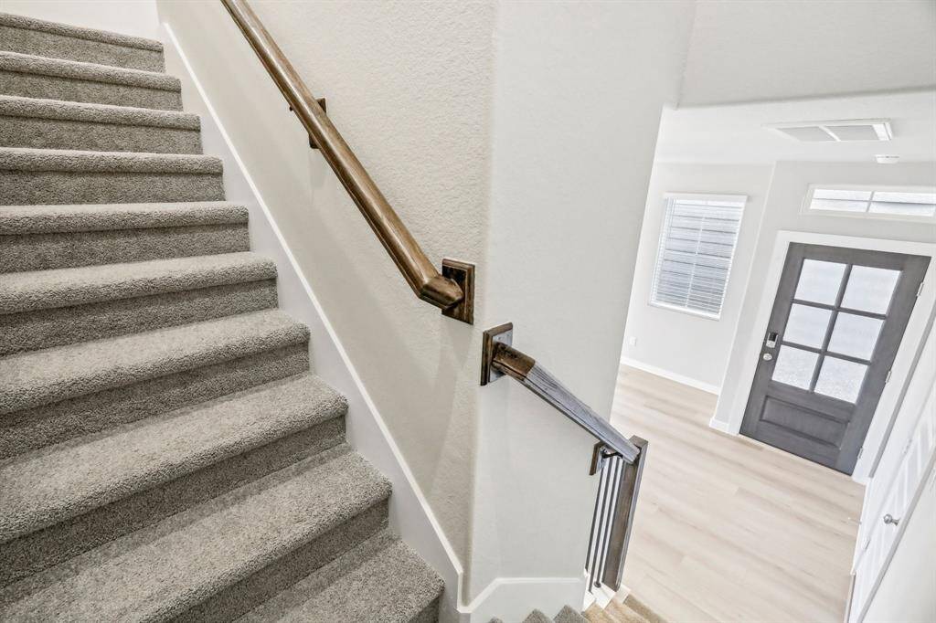 Photo is not of the actual home but is an inspirational photo of builder’s model home and may depict options, furnishings, and/or decorator features that are not included.